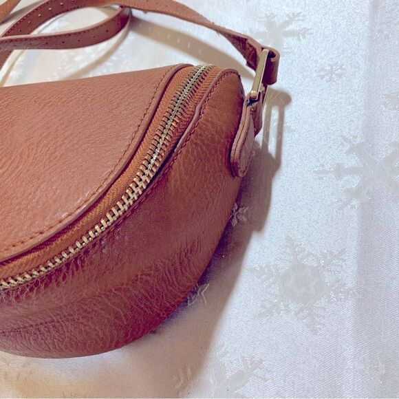 Free People Bind St Saddle Crossbody Handbag Zip Around Gorgeous - Picture 6 of 10